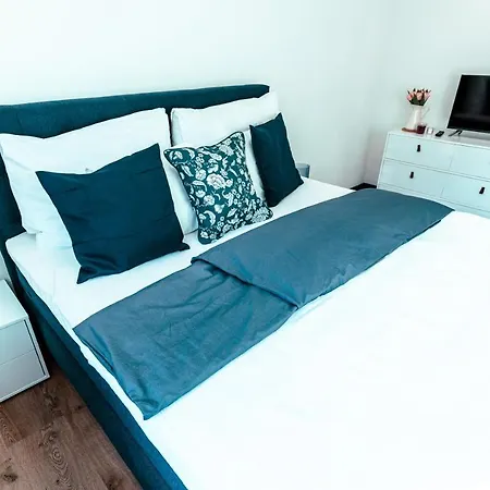#lowcosthighcomfort Apartment