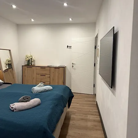 #lowcosthighcomfort * Λεόμπεν
